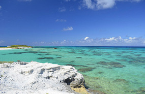 View of northwest tip and Southampton Reef