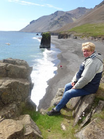 Stapavik sea stack