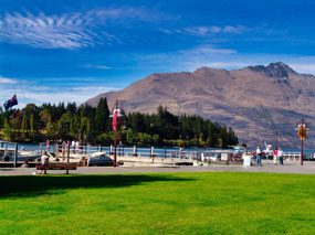 Earnslaw Park along Queenstown Harbor
