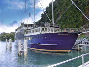 Milford Mariner Tour Boat