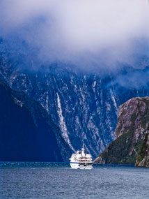 Stirling Falls - Milford Sound