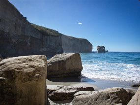 Tunnel Beach