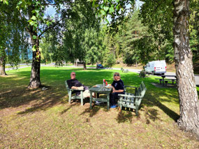  Gudbrandsdal Valley park - enjoying lunch