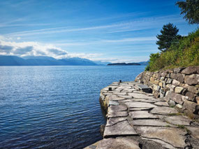 Nice path leading down to water