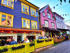 So colorful and lively