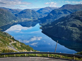 Hytehaugen Viewpoint - Ekkjeana lake