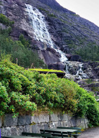 walkway along Akafjord at Langfossen