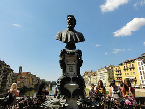 Benvenuto Cellini on Ponte Vecchio Bridge