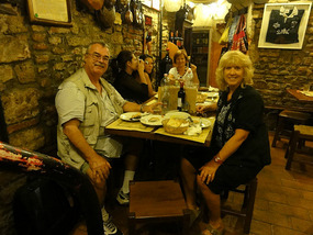 Fiaschetteria--enjoying local food and people