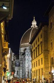 Florence street leading to Duomo