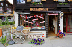 Honesty Shop - Gimmelwald