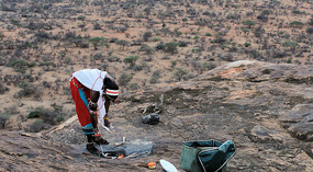 Johnathan cooking sausages - 