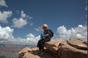 OohAhh Point--Right Over the Canyon