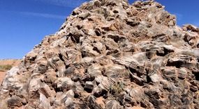  Glass Mountain