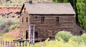 Old Nielsen Grist Mill