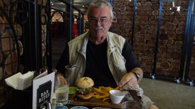 Bruger Samfort Airport Hotel Grill