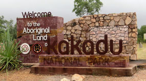 Kakadu sign along Kakadu Hwy