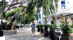 Another Pretty Square in Mykonos