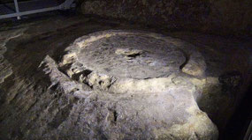 Stone Table - St Pauls Catacombs