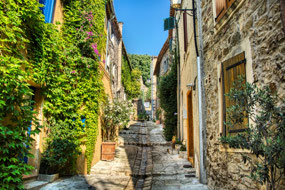 Grimaud Village Lane