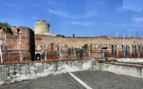 Old Fortress Tower - Liverno