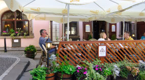Pod Vezi restaurant -friendly staff, good food