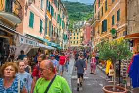 hoards of tourists during the day