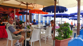 Gigante Beach Bar