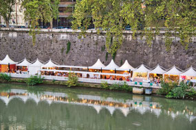 Lungo Il Tevere summer festival along river