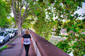 walk along Tiber River