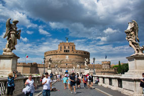 Angel Statues line Ponte Sant'Angelo