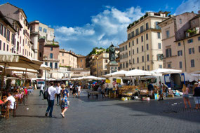 Campo de' Fiori - Statue of Giordano Bruno