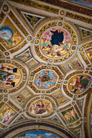 ceiling Raphael room