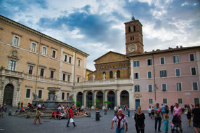Piazza di S Maria in Trastevere