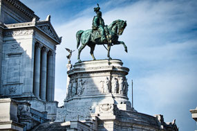 Victorio Emanuele II equestrian statue
