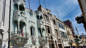 Beautiful buildings on Union Street