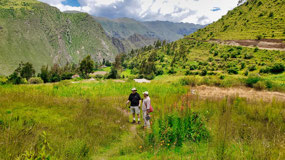Beginning Hike to Pumamarca