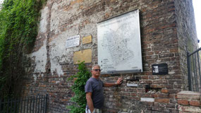 Warsaw - Ghetto wall