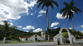 Orosi Valley - the old iglesia