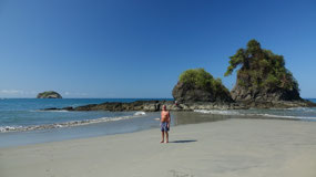 Manuel Antonio - Espadillia Sur at low tide
