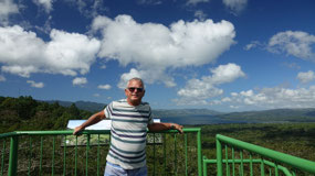 Arenal Observation lodge - hold tied