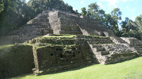 Lamanai - the Jaguar temple with the mask