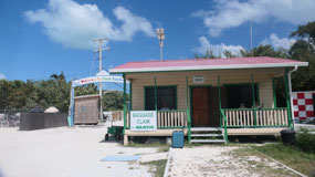 Caye Caulker - Airport terminal