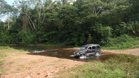 Mayflower Bocawina NP - river crossing