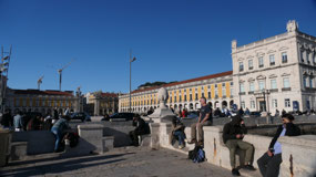 Lisbon - Paul is people watching