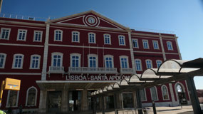 Lisbon - we take the Metro
