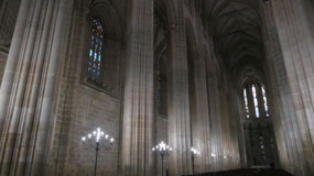 Batalha - inside this super high church