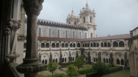 Alcobaco - nice views on the cloister
