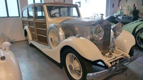 Malaga car museum - and with wood
