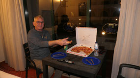 Evora - it's Pizza night